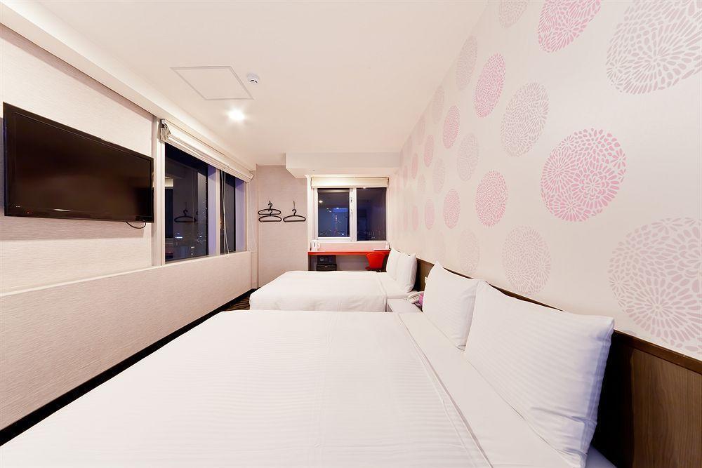 Dream Of Red Mansions Hotel Taipei Eksteriør billede